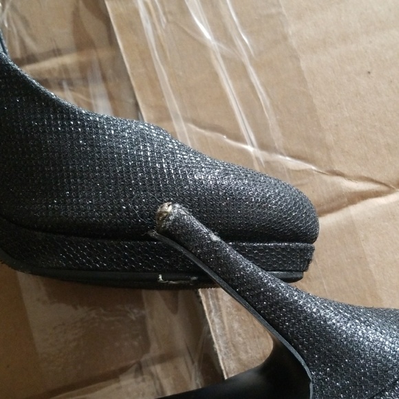 Shoes - Picture 3 of 3